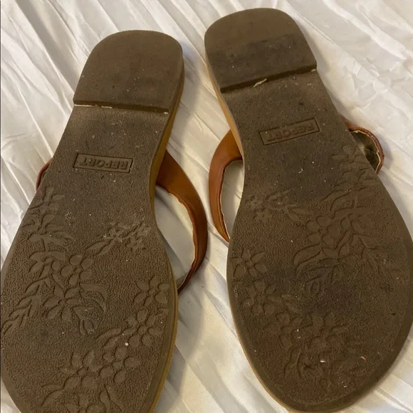 Report Women's Brown Sandals with Silver Accents - Picture 2 of 2